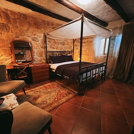 Chateau Fasel Tiranë Luaran gambar
