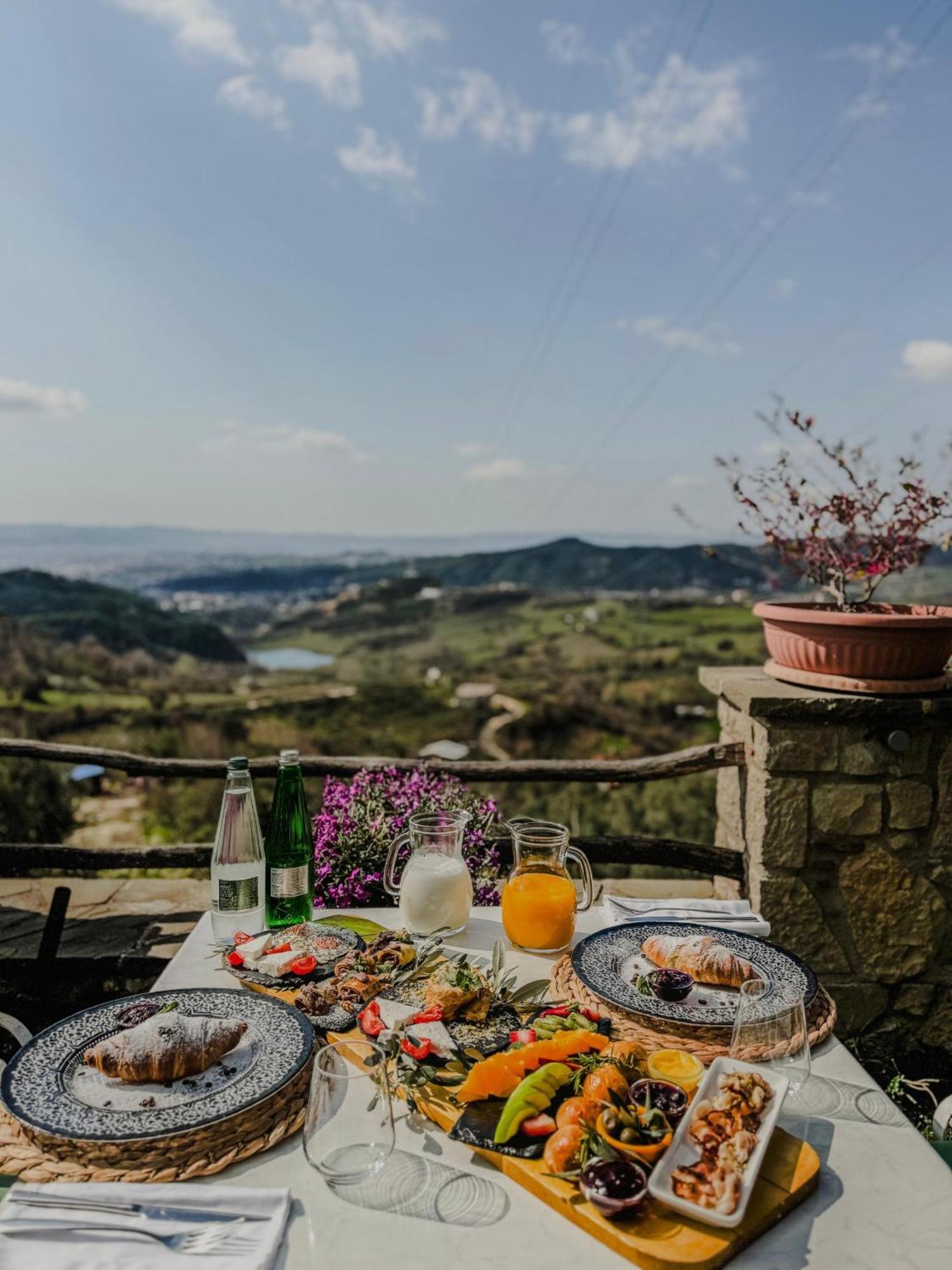 Chateau Fasel Tiranë Luaran gambar